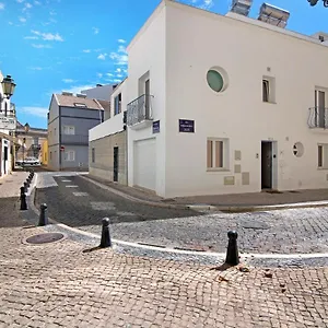 casa-rebelo-da-silva.hotelaalgarve.com/